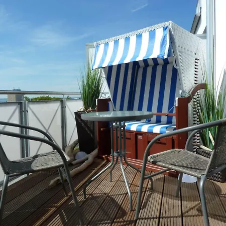 Ferienwohnung-Ankerplatz-Mit-Sehr-Schoenem-Meerblick-Nur-Wenige-Schritte-Zum-Jasmunder-Nationalpark Sellin (Rugen)